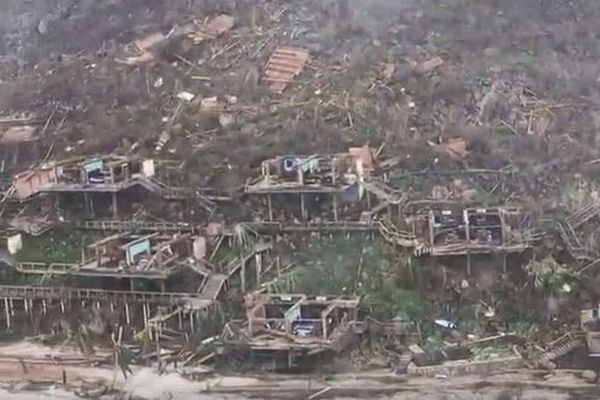 超巨大ハリケーン「イルマ」の爪痕、上空からの映像でヴァージン諸島の被害が明らかに