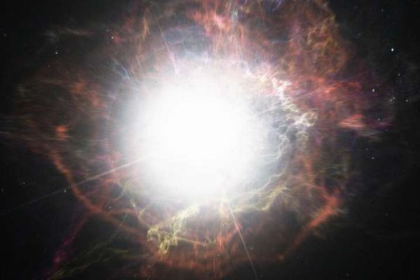 5000もの超新星で初めて…爆発を経ても死なない「ゾンビ星」を発見か
