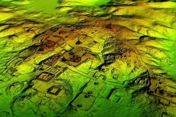 最新技術により、密林に埋もれていた古代マヤ文明の住居跡などが多く発見される