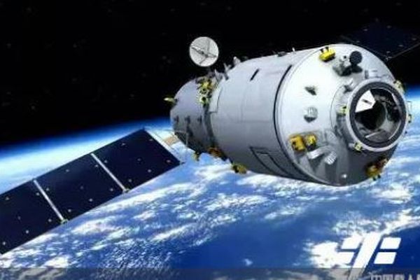 中国の宇宙ステーションが近日中に地球へ落下の恐れ、欧州宇宙機関が警告