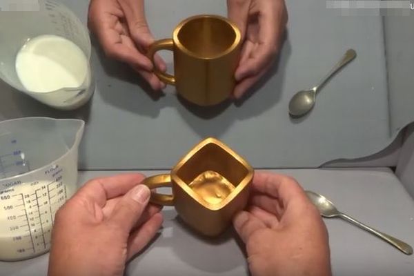 四角なのに丸く見えてしまう！錯覚を利用した不思議なマグカップがユニーク