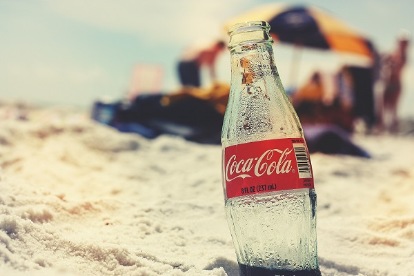 コカ・コーラ、大麻成分入り飲料開発に向け業界に注視、その理由とは？