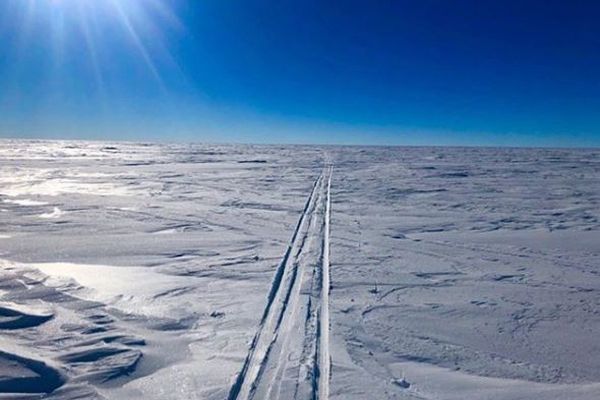 世界初、アメリカ人男性が南極大陸の単独横断に成功