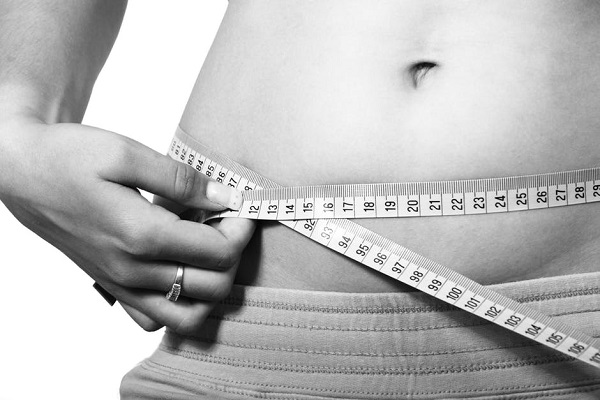 BMIが普通でもお腹周りの脂肪が多いと乳がんに？驚きの研究結果が明らかに