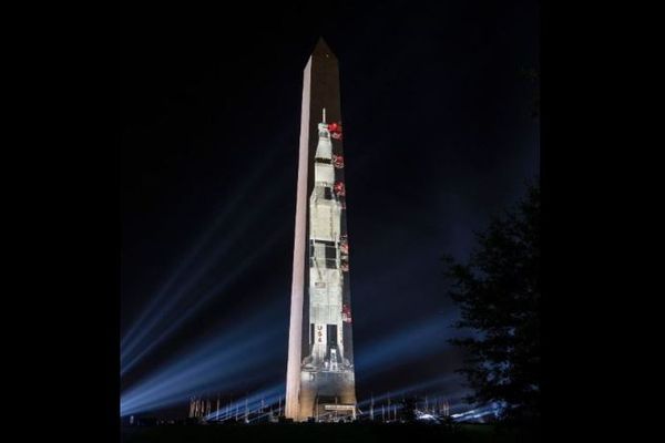 アポロ11号の月面着陸から50年、記念塔でプロジェクション・マッピングを開催へ