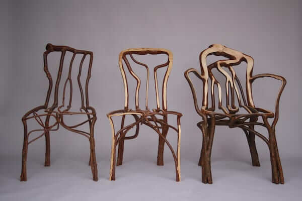 椅子の形に合わせて木を育てる…英でユニークな家具を販売中