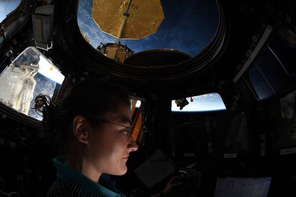 米の宇宙飛行士が、女性として宇宙での最長滞在記録を更新