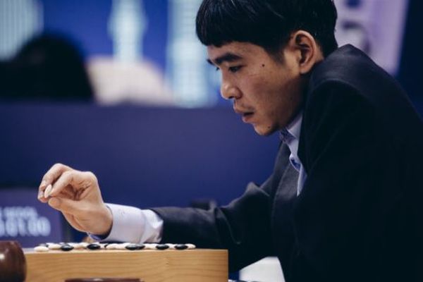 「もはやAIには勝てない」韓国の囲碁棋士が引退を発表