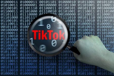 「TikTok」に安全上のリスク、米陸軍が政府支給の電話での使用を禁止