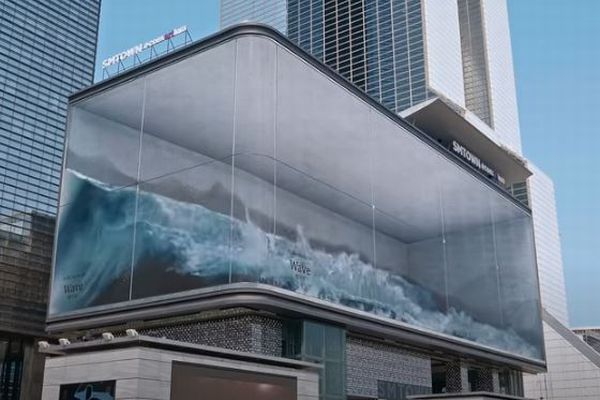 巨大な水槽の中の波のよう！韓国に登場したデジタルアートが大迫力