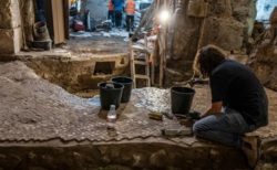 エルサレムの“嘆きの壁”の下から、2000年前の隠された地下室を発見