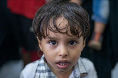 中東のイエメンで子供たちが今後危険な状況に、新型コロナにより支援金が減少