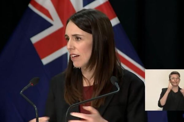 NZが再び新型コロナの封じ込めに成功か、ロックダウンの緩和を宣言