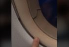 フライト中に乗客が航空機の窓枠にひび割れを発見、恐怖の動画が話題に