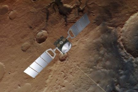 火星の地下に3つの湖の存在を確認、過去に予想された場所でも第4の湖