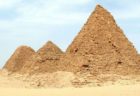 スーダンにある古代のピラミッドがピンチ、記録的な洪水で危機が迫る