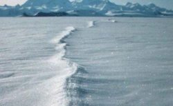 南極にある氷河が予測よりも早く解けている！衛星画像の分析で明らかに