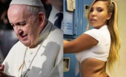 フランシスコ教皇のインスタグラム、女性のセクシー写真に「いいね」してしまう