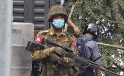 ミャンマーの治安部隊が容赦なく実弾を使用、デモ参加者2人が死亡