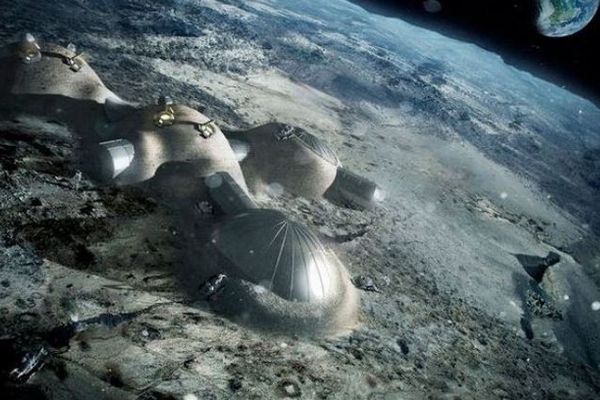 中国とロシアが有人の月基地開発で協力、合意文書に署名