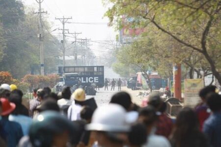 ミャンマーで抗議デモに参加した34人が死亡、今まで最も多い犠牲者