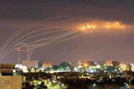 迎撃率90％、イスラエルの防空システム「アイアンドーム」の仕組みとは？