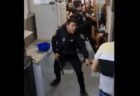 イスラエルの警察官がパレスチナ人の家に乱入、住民を暴行して連行【動画】