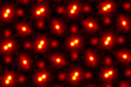 コーネル大学の科学者が、原子の姿を過去最高の解像度で可視化