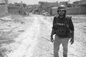 ピューリッツァー賞を受賞したジャーナリストが死亡、タリバンによる銃撃か?