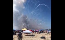 せっかくの独立記念日が…米のビーチにあった花火が暴発、ショーも中止に