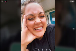 父親はうっかりミスを防ぐため、娘に愛人の名前をつけた