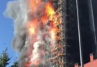 イタリアで高層ビルが火災、炎が壁を覆っていく映像が恐ろしい