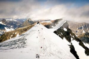 気候変動の影響?スウェーデンの山が、昨年に比べて2mも低くなる