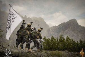 タリバンの特殊部隊「Badri 313」が公開したプロパガンダ、硫黄島の写真にそっくり