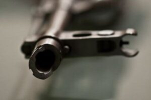 【アフガニスタン】タリバンが女性警察官を射殺か、自宅にて家族の前で殺害される