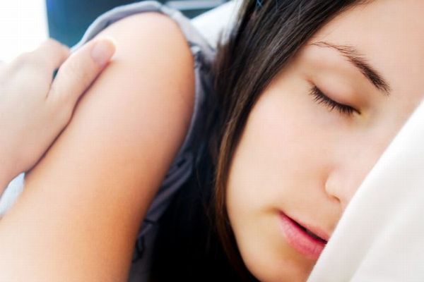 レム睡眠中に脳の血流が上昇、認知症などのリスクを抑える可能性
