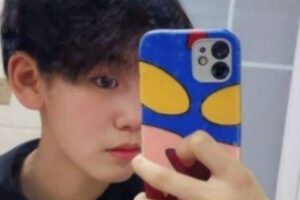 中国の少年アイドルグループに入るため、性を偽っていたと少女が告白