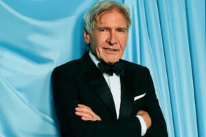 シチリア島のビーチでハリソン・フォードのクレジットカードが拾われる