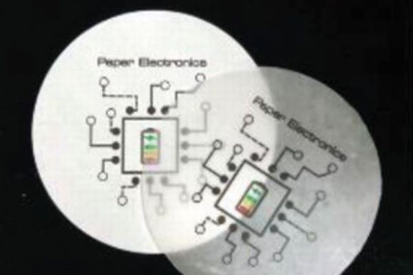 シンガポールの科学者が生分解性のバッテリーを開発、土に埋めて処分可能