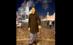 世界一背の高い男性、結婚相手を探しにロシアへ旅立つ