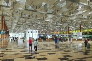 【シンガポール】ブースター接種を受けていた2人が「オミクロン株」に感染