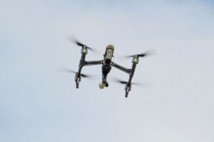 米政府が中国のドローンメーカーなどに制裁、ウイグル人の監視に使われている可能性