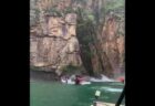 ブラジルで崖が崩落、観光用ボートに直撃し、10人が死亡【動画】