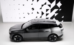 BMWが色を変える車を発表、そこには意外な実用性が