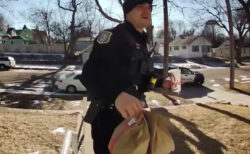 デリバリードライバーを逮捕後、サンドイッチの配達を個人的に完了させた警察官が話題に