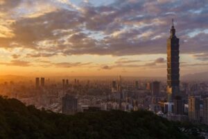 台湾でも複数のクラスターが発生、感染状況とは？