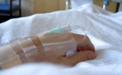 【新型コロナ】米の入院患者数が昨年冬のピークと並ぶ、英でも死者が約400人