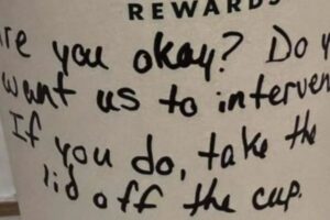 10代の女性を守るため、機転を利かせたスタバ店員の行動に注目が集まる