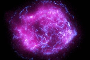 NASAの新しい探査機が本格始動、17 世紀に爆発した星の残骸を撮影