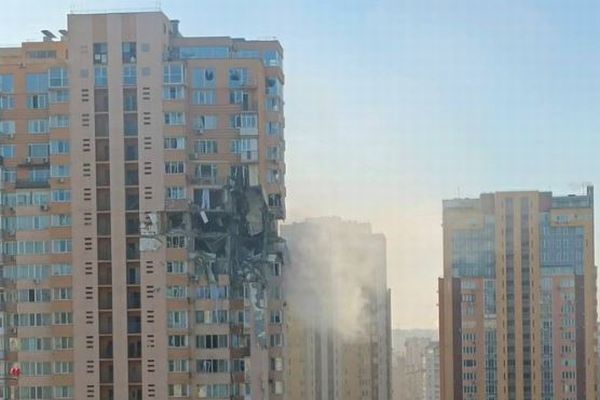 キエフの戦闘で2人の子供を含む民間人35人が負傷、マンションにもミサイルが着弾